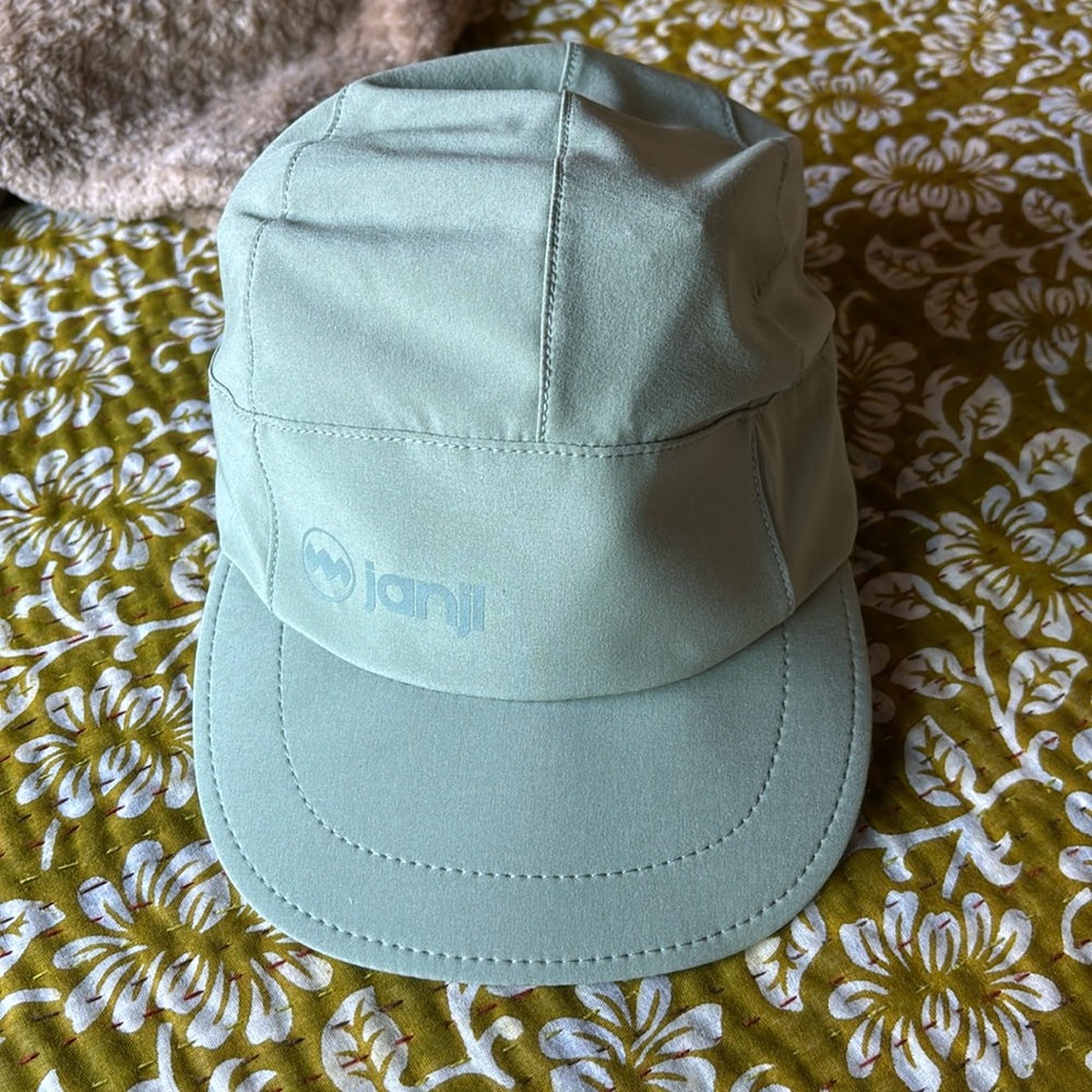 Janji green running hat